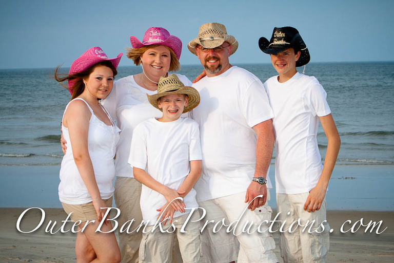 Family portrait photo with cowboy hats.